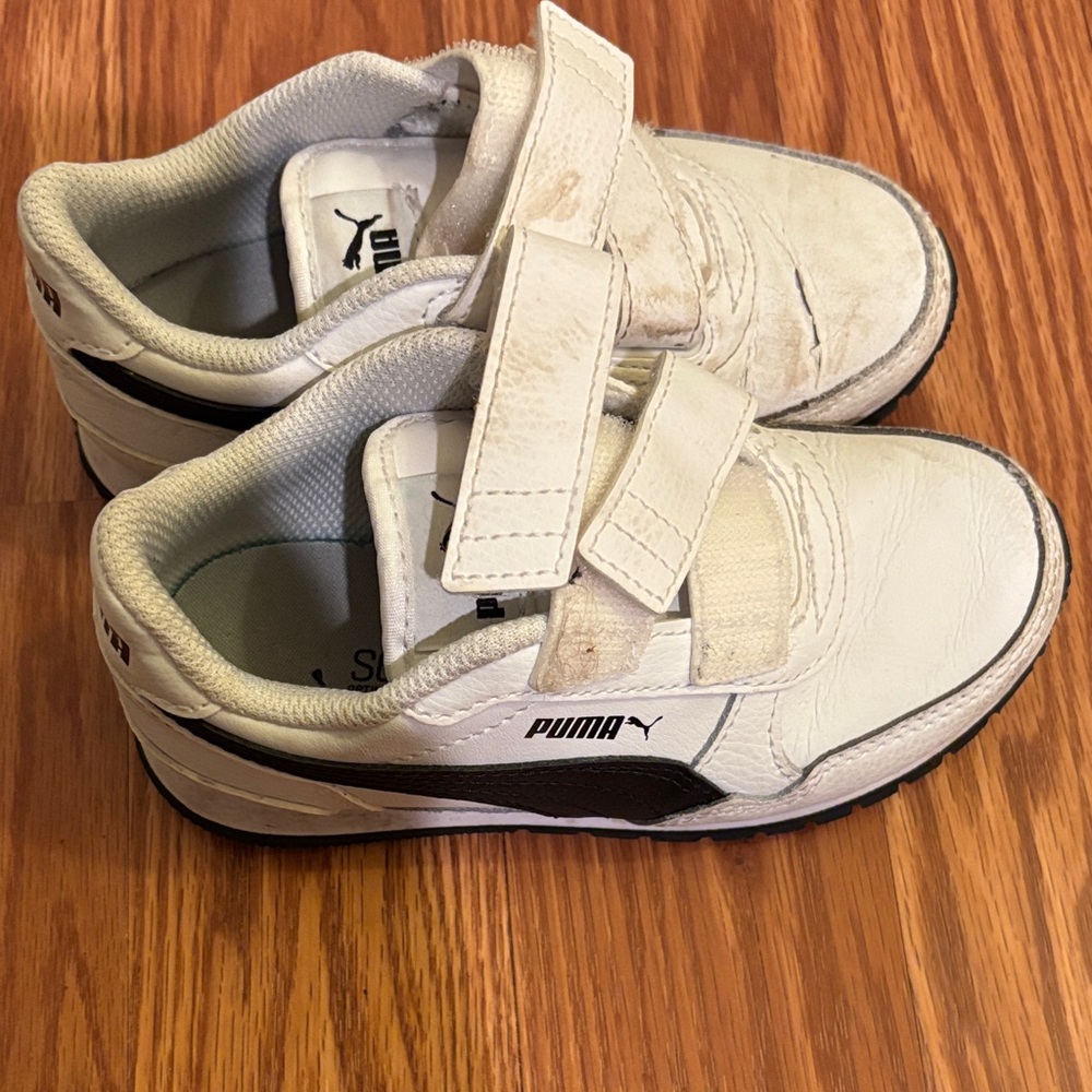 11T Puma Kids White and Black Velcro Sneakers